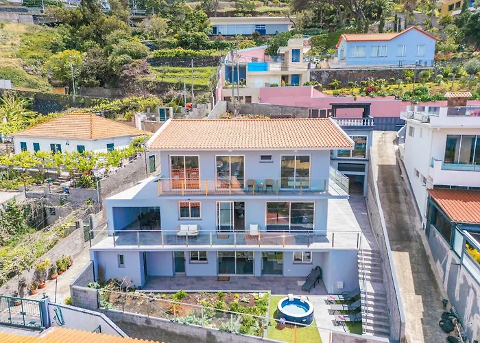 Vellure By Homie * Funchal (Madeira)